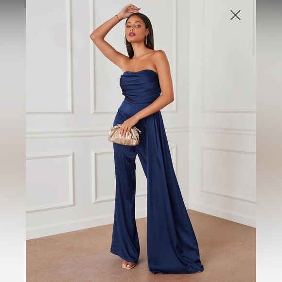 NEW Keaton Satin Jumpsuit Sz: XS - Picture 2 of 15